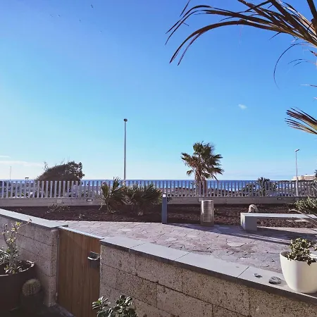 Panoramic Sea View アパート *